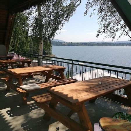 Sk Delfin Jesenice Cheb Hotel Екстериор снимка