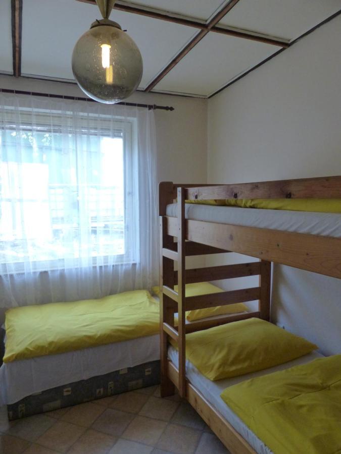 Sk Delfin Jesenice Cheb Hotel Екстериор снимка