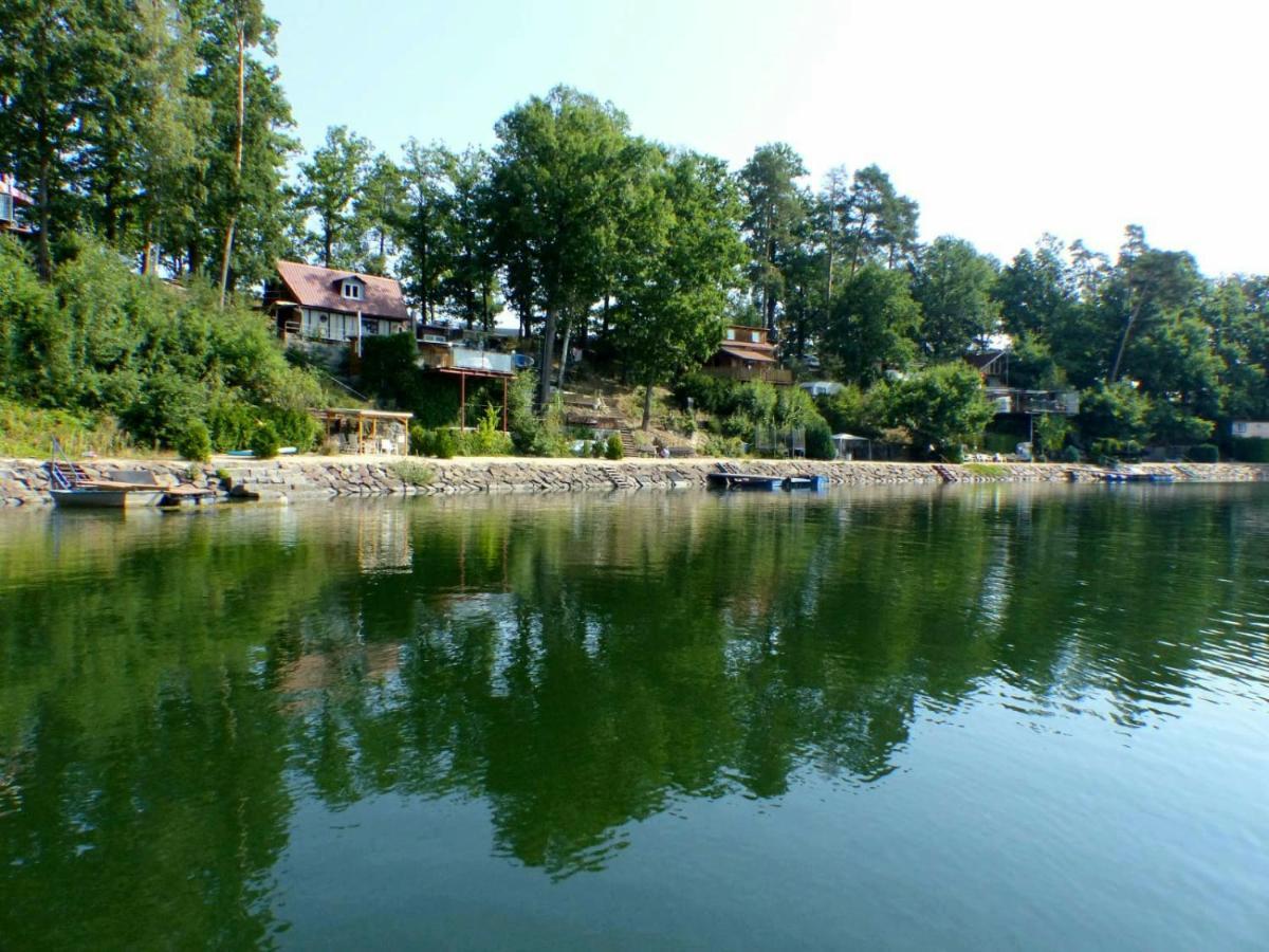 Sk Delfin Jesenice Cheb Hotel Екстериор снимка
