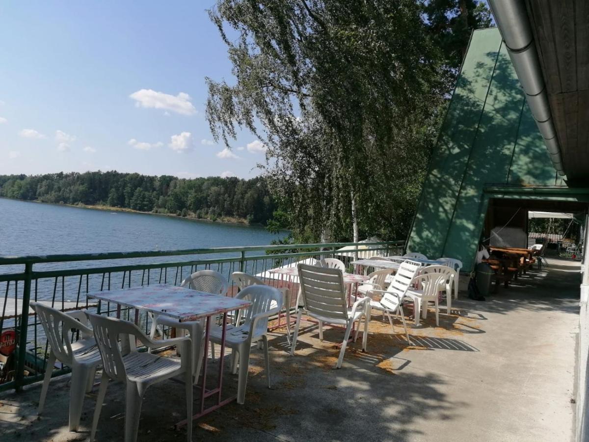 Sk Delfin Jesenice Cheb Hotel Екстериор снимка